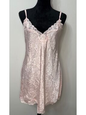 Victoria’s Secret Vintage Pink Satin Jacquard Lace Chemise Nightgown M slipdress